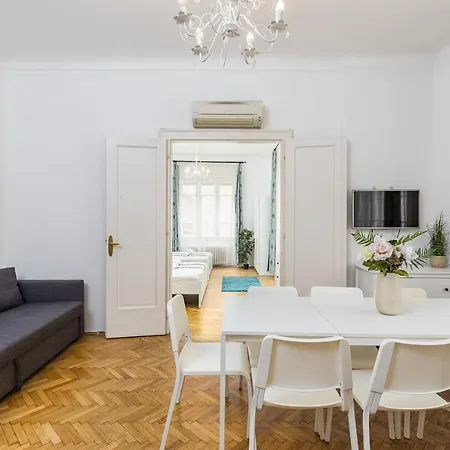 Apartman Real Wesselényi Ii.