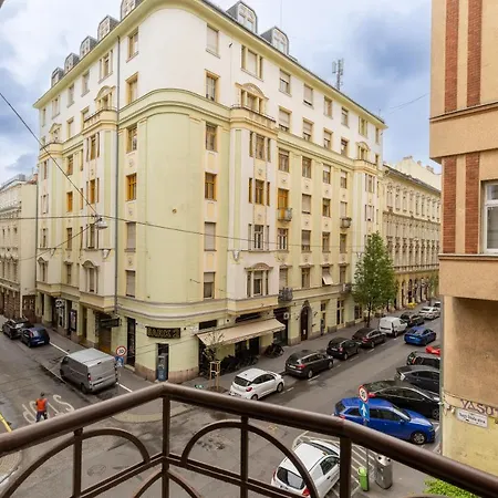 Real Wesselenyi Ii. Budapest